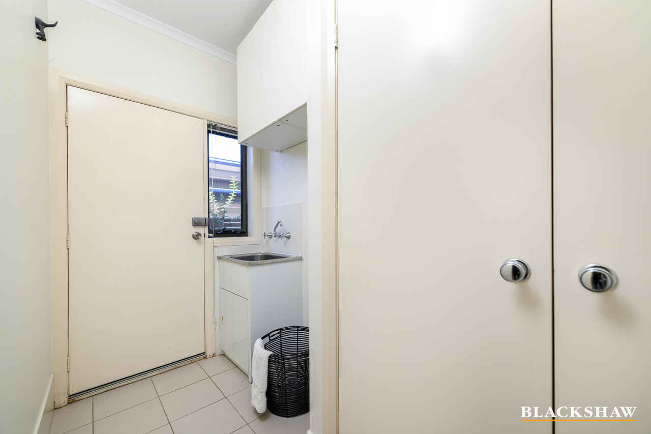 1/12 Redwater Place Amaroo