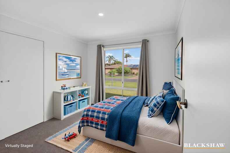 8 Barton Parade Tomakin