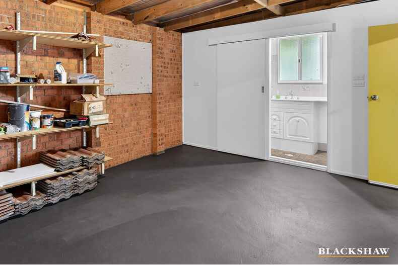 8 Barton Parade Tomakin