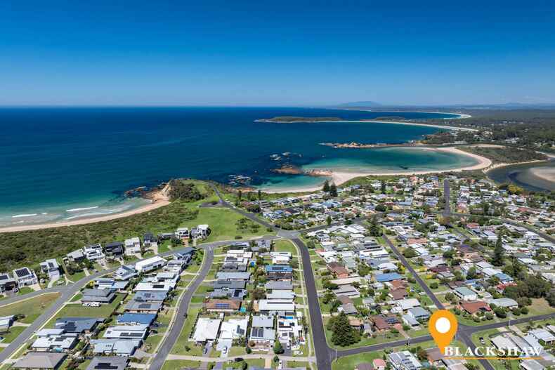 8 Barton Parade Tomakin