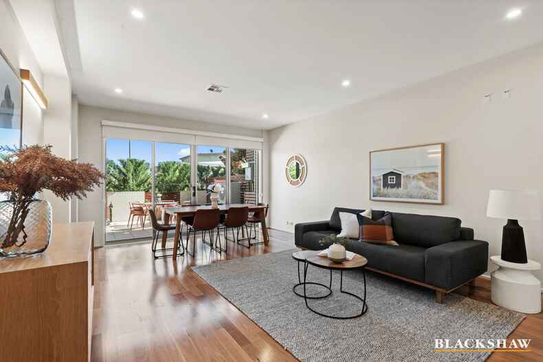 10/44 Tishler Street Wright