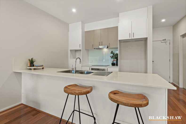 10/44 Tishler Street Wright