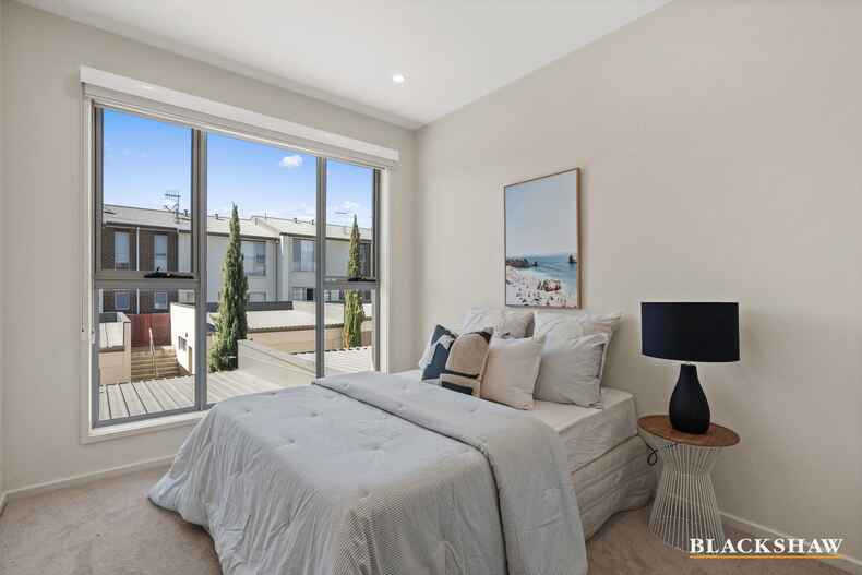 10/44 Tishler Street Wright