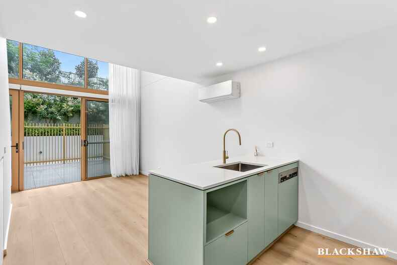 C33/1 Holborow Avenue Denman Prospect