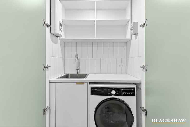 C33/1 Holborow Avenue Denman Prospect