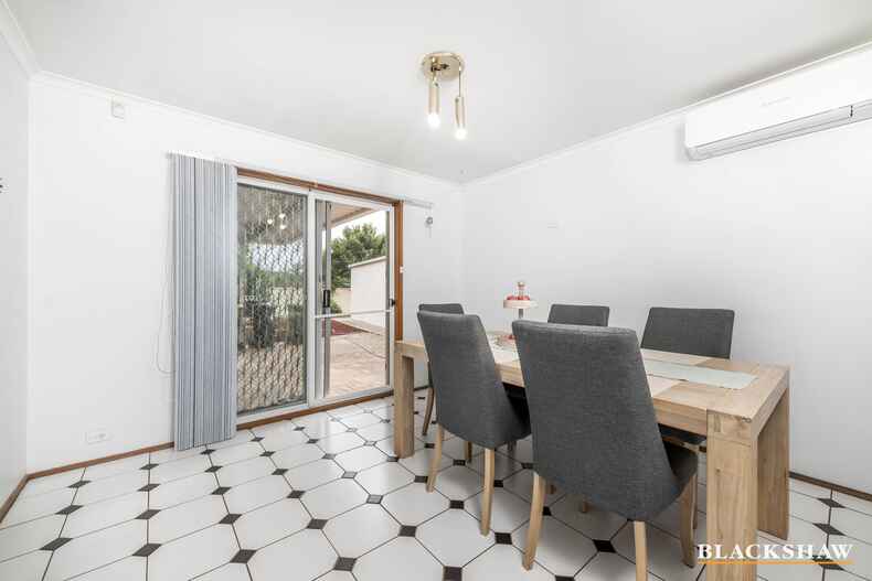 4 Kerkeri Close Isabella Plains