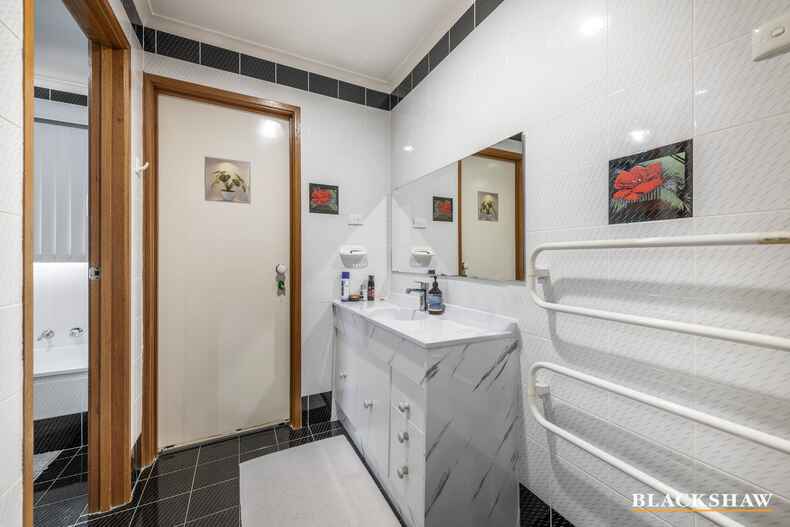 4 Kerkeri Close Isabella Plains