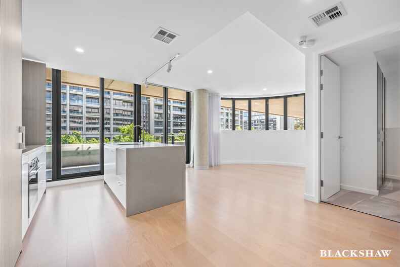 226/1 Kalma Way Campbell