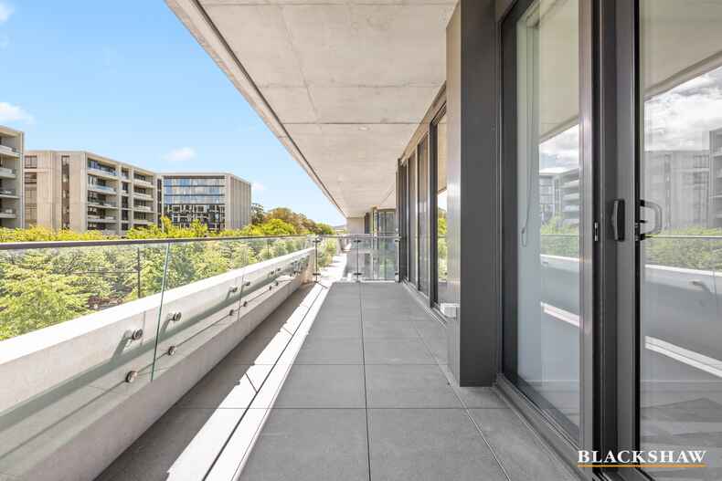 226/1 Kalma Way Campbell