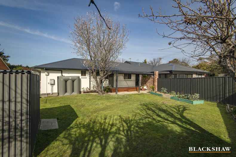 62a Blackman Crescent  Macquarie