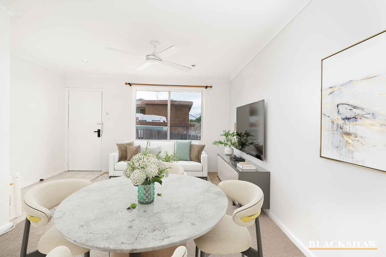 2/16 Wilgabar Way Karabar