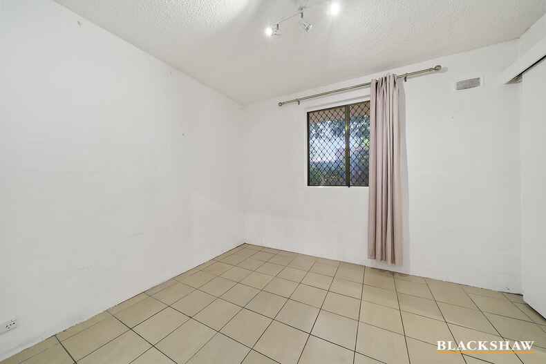 4/10 Waniassa Street Queanbeyan