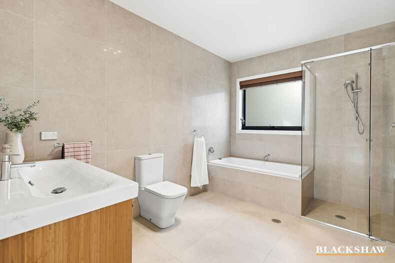 4/7 Damala Street Waramanga