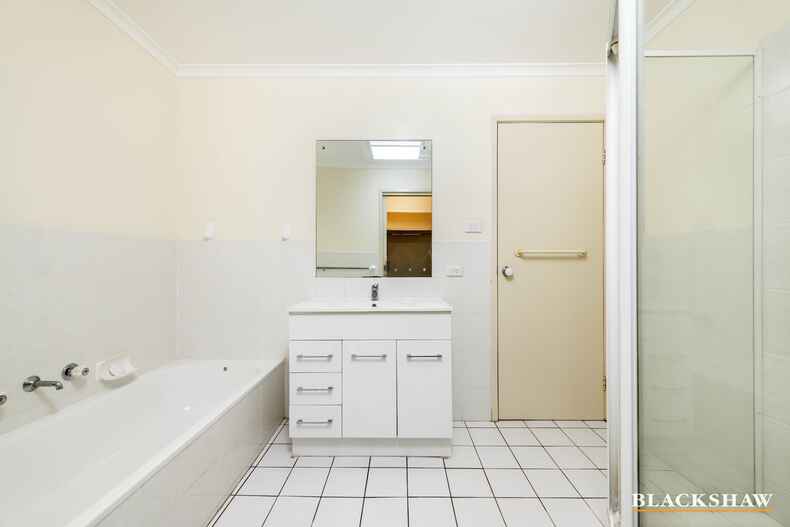 3 Lanley Square Ngunnawal