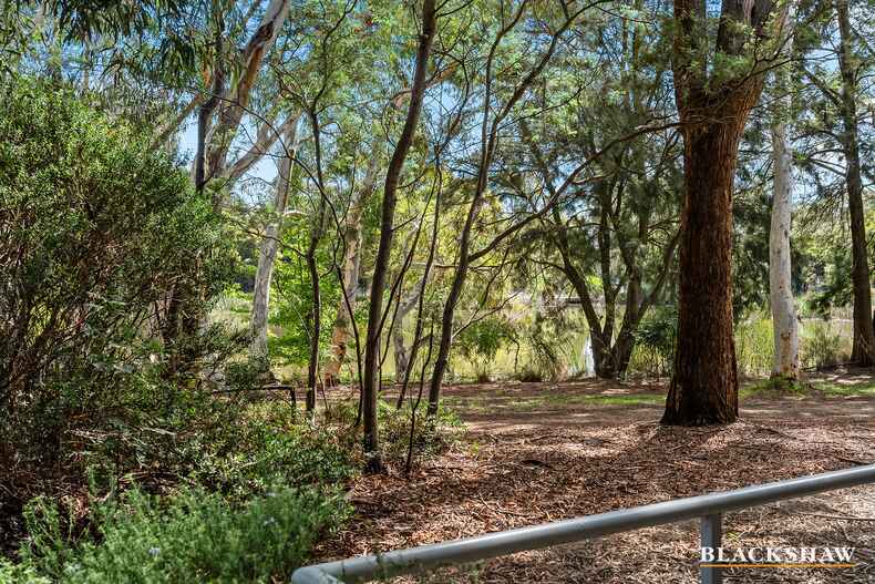 unit 1/1 Eardley Street  Bruce