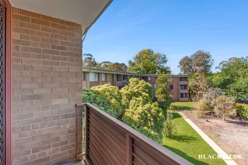 53C/58 Wattle Street Lyneham