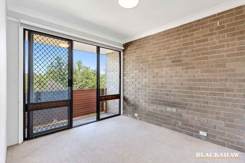53C/58 Wattle Street Lyneham