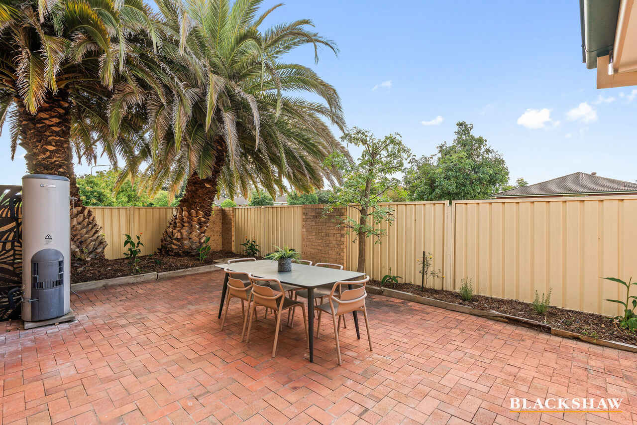 19/166 Clive Steele Avenue Monash