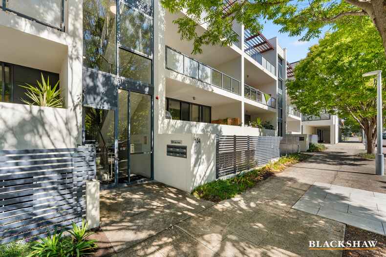 12/104 Giles Street Kingston