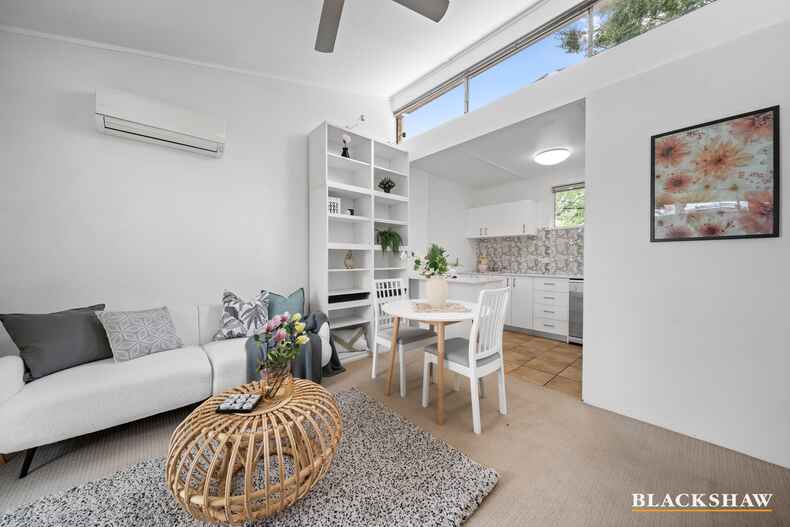 23/145 Carruthers Street Curtin