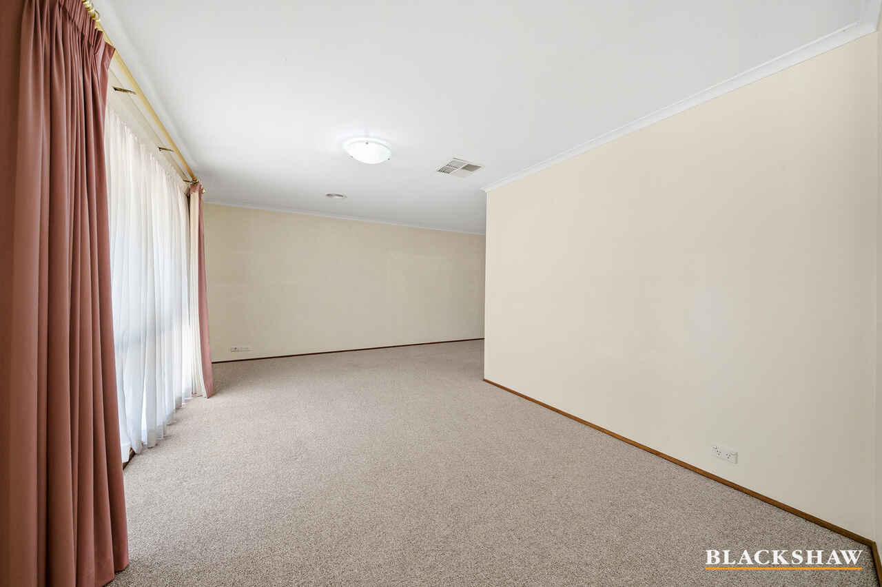 7 Schuler Place Mckellar