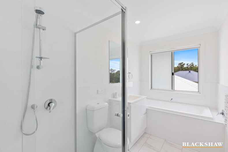 47A & 47B Freycinet Drive Sunshine Bay