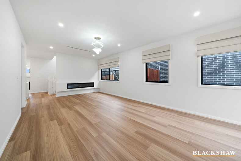 12 Kallir Street Denman Prospect