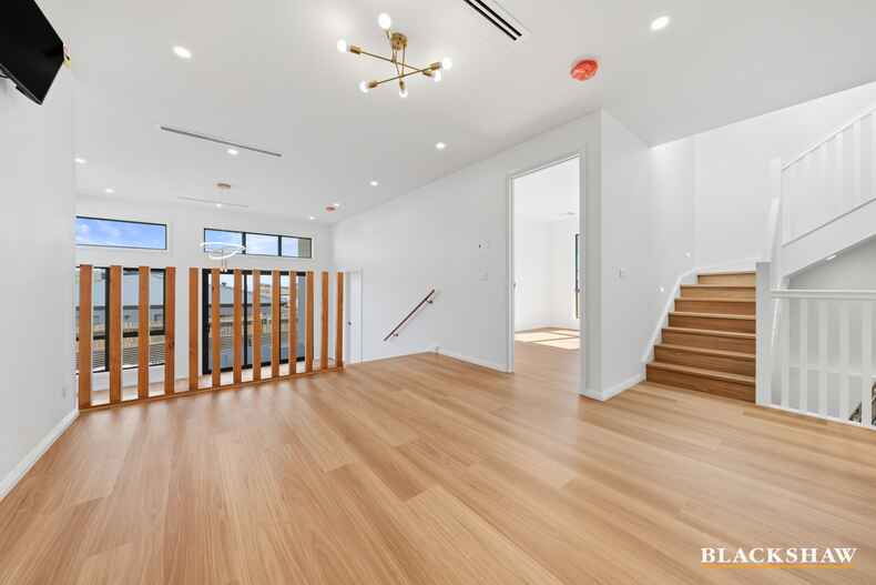 12 Kallir Street Denman Prospect