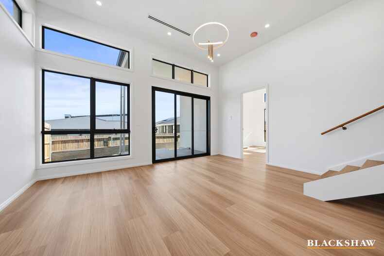 12 Kallir Street Denman Prospect