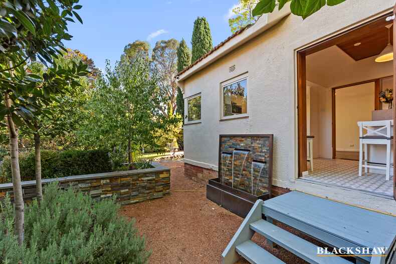 71  Euree Street Reid