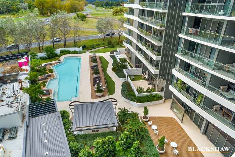 161/15 Irving Street Phillip