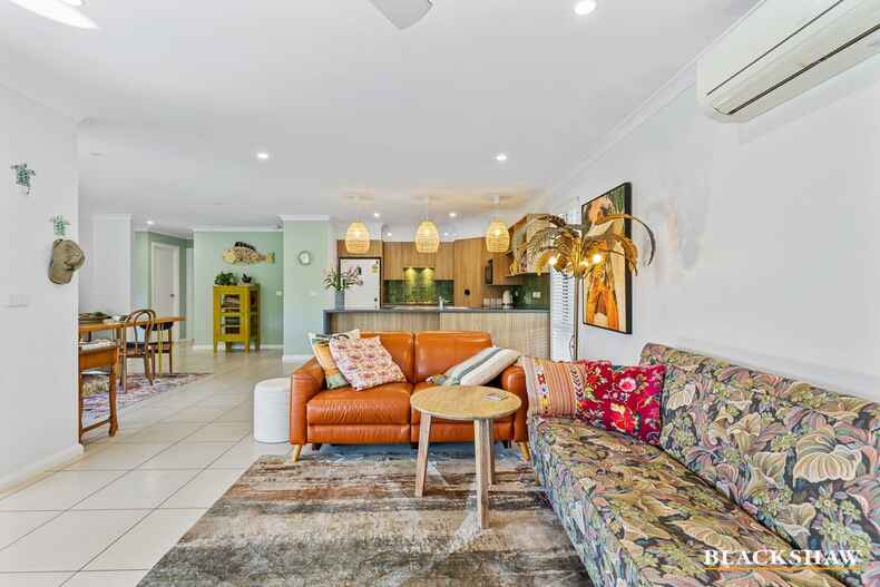 42 Courtenay Crescent Long Beach