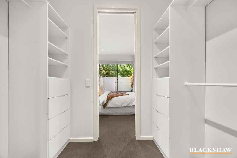 30/16 New South Wales Crescent Forrest