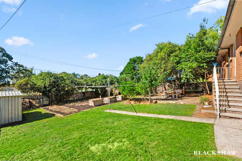 18 Castlereagh Crescent Macquarie