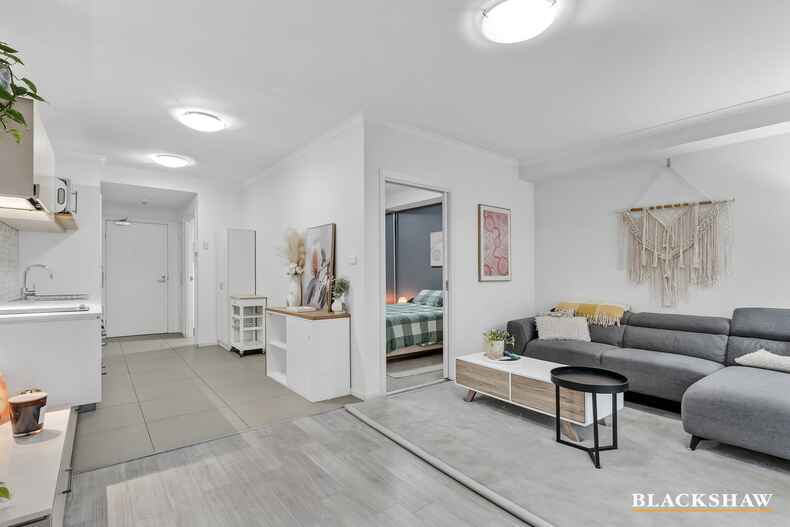 65/142 Anketell Street Greenway