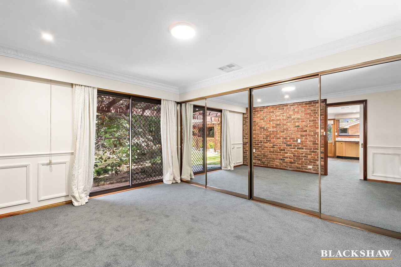 35 Postle Circuit Holt