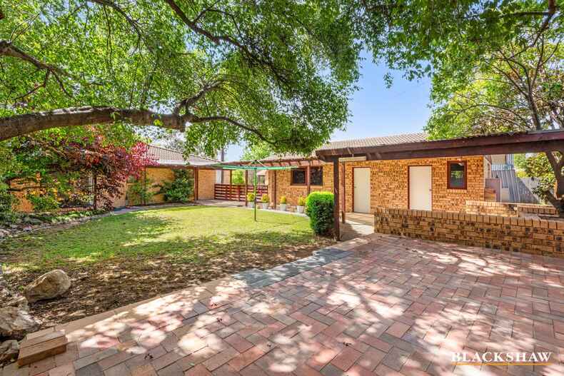 35 Postle Circuit Holt 35 Postle Circuit Holt