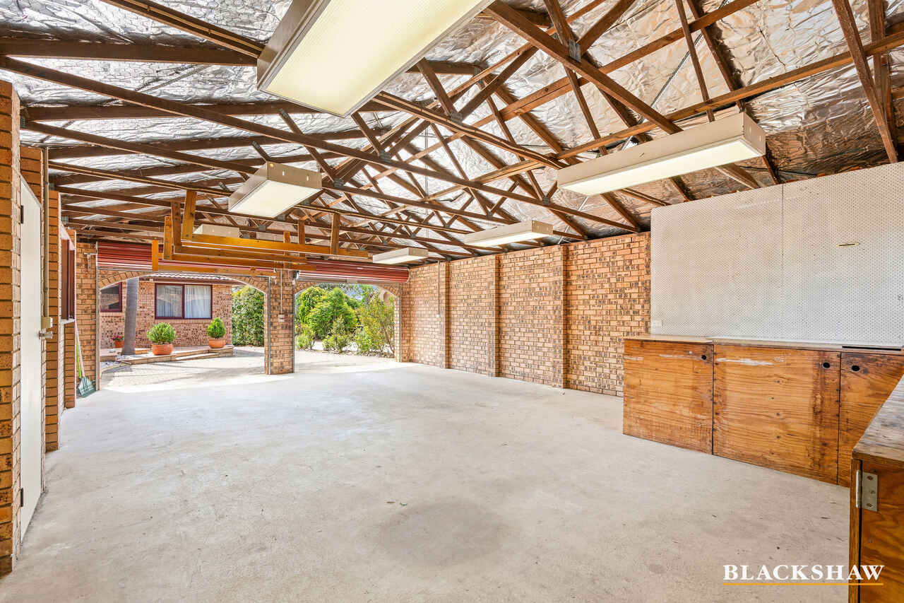 35 Postle Circuit Holt