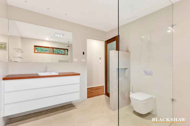 81 Halloran Drive Jerrabomberra 81 Halloran Drive Jerrabomberra