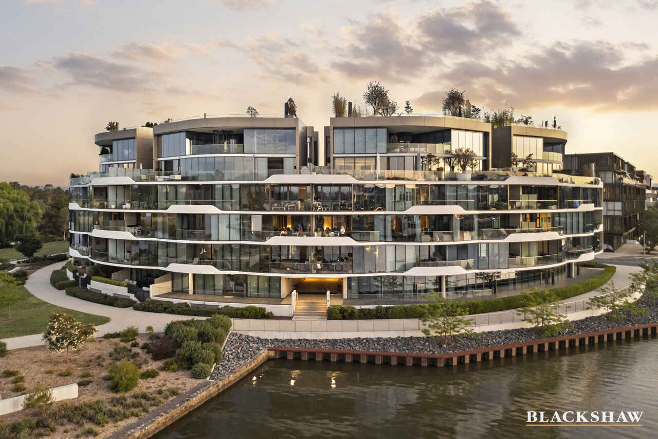 102/45 Honeysett View Kingston