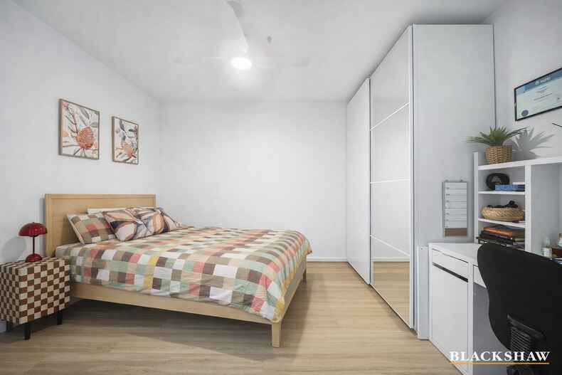 294/1 Anthony Rolfe Avenue Gungahlin