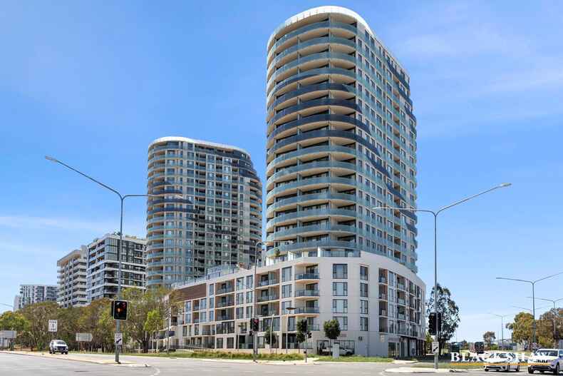 294/1 Anthony Rolfe Avenue Gungahlin