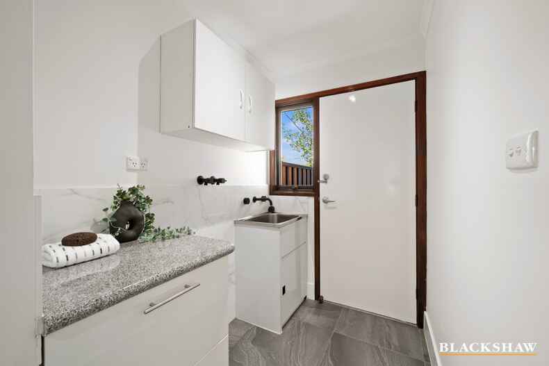 11 Le Souef Crescent  Florey