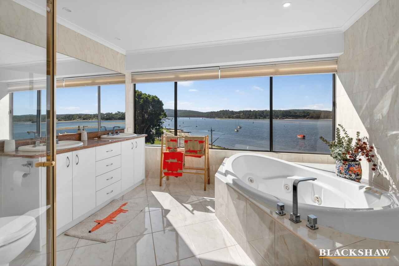 3/2A Pacific Street Batemans Bay