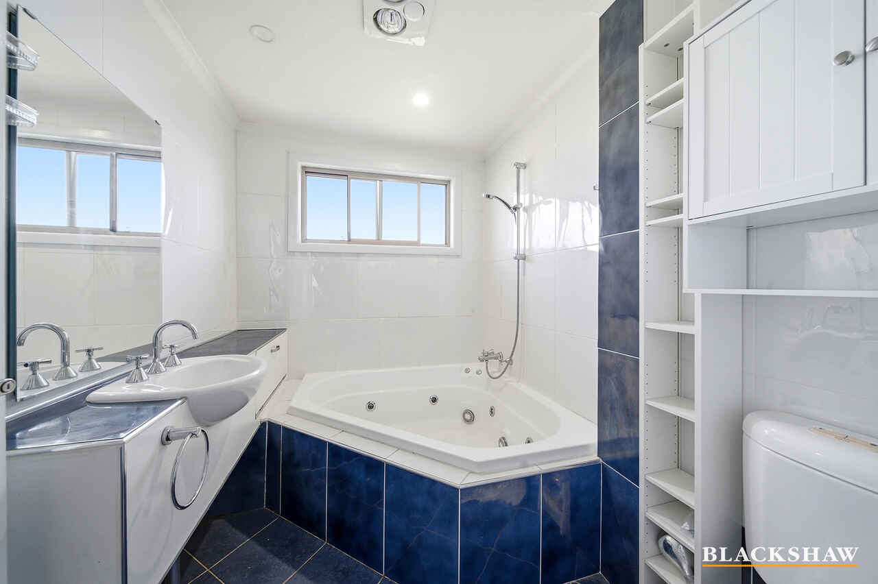 4/10 Nimmitabel Street Queanbeyan