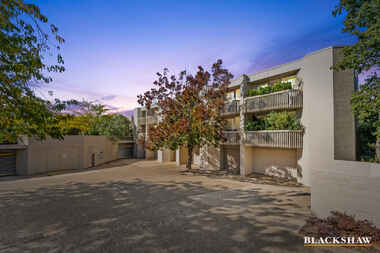 19/26 Macquarie Street Barton