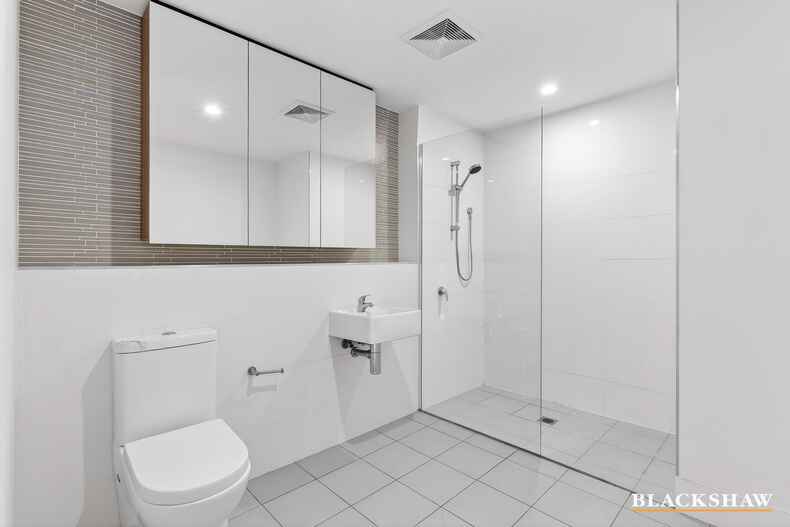 265/36 Phillip Hodgins Street Wright