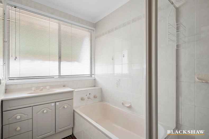 2 Dyer Place Wanniassa