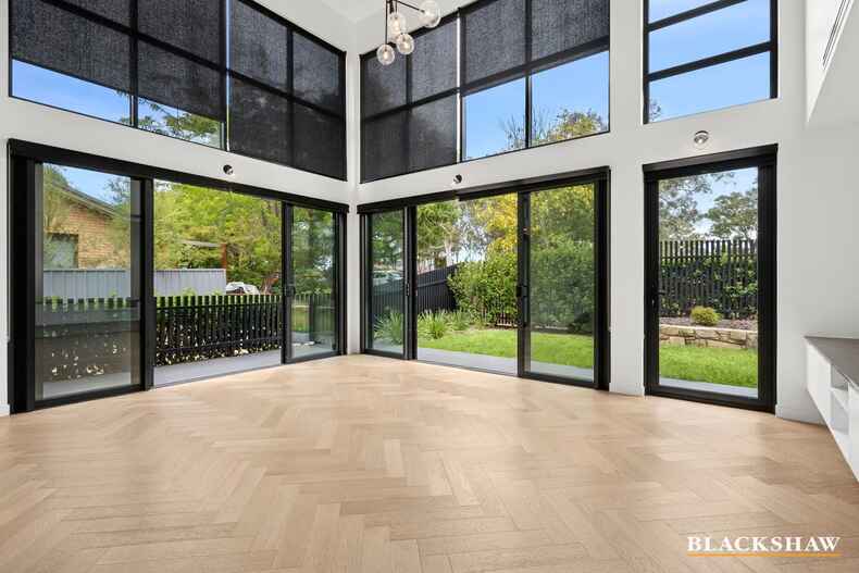 1/7 Sabine Close  Garran