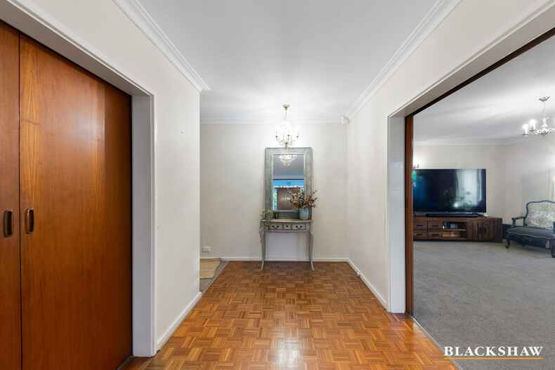 3 Stonehaven Crescent Red Hill